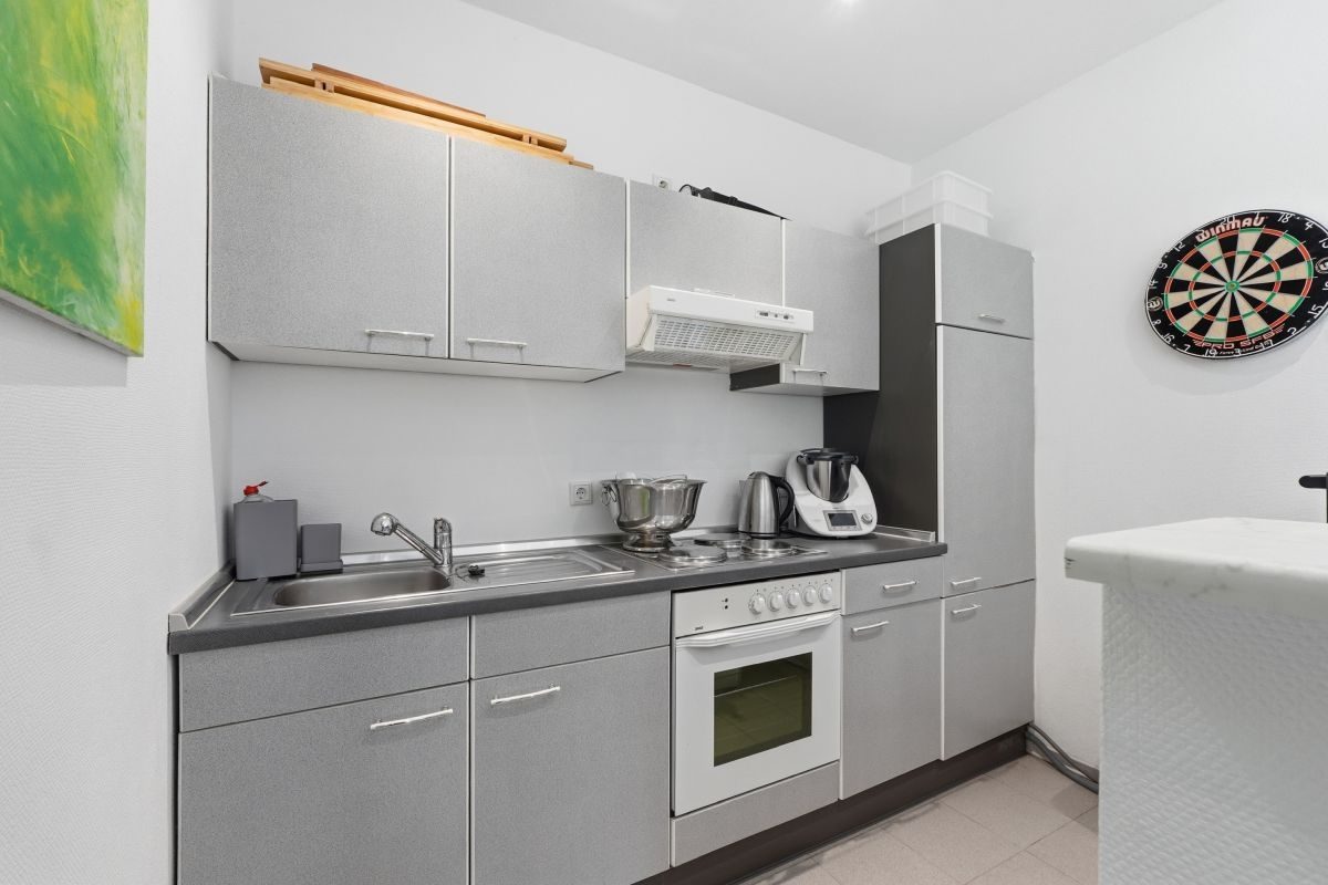 Immobilienangebot - Solingen - Alle - Historisch wohnen, modern leben: Modernisiertes Einfamilienhaus mit Einliegerwohnung (3D-Rundgang).