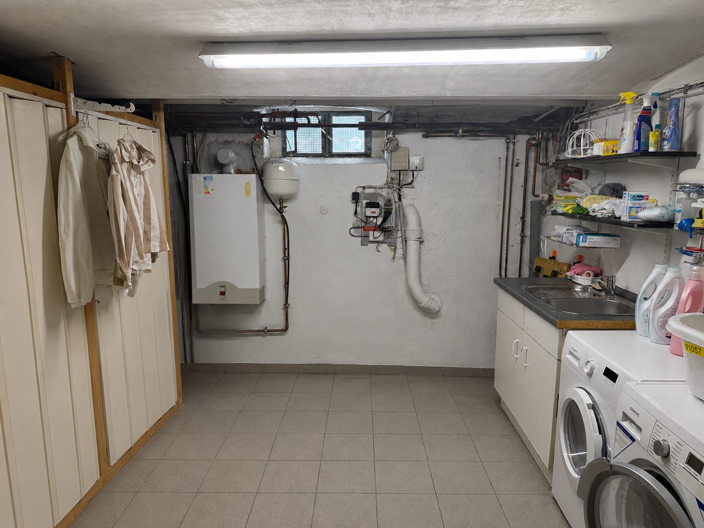 Immobilienangebot - Solingen - Alle - Historisch wohnen, modern leben: Modernisiertes Einfamilienhaus mit Einliegerwohnung (3D-Rundgang).