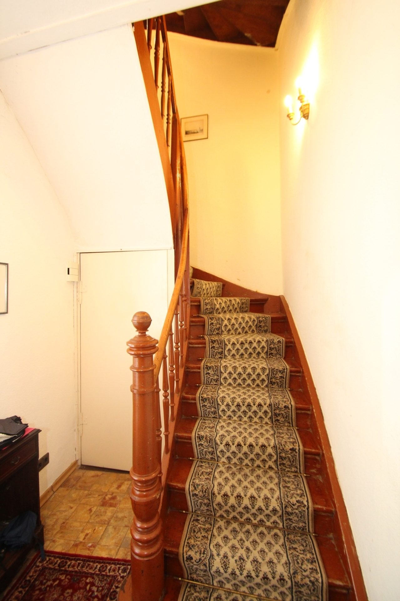 Immobilienangebot - Bonn - Alle - Mit 3D: Reihenmittelhaus mit viel Potenzial, 8 Zimmern & ca. 400 m² Grundstück in Bonn-Lannesdorf