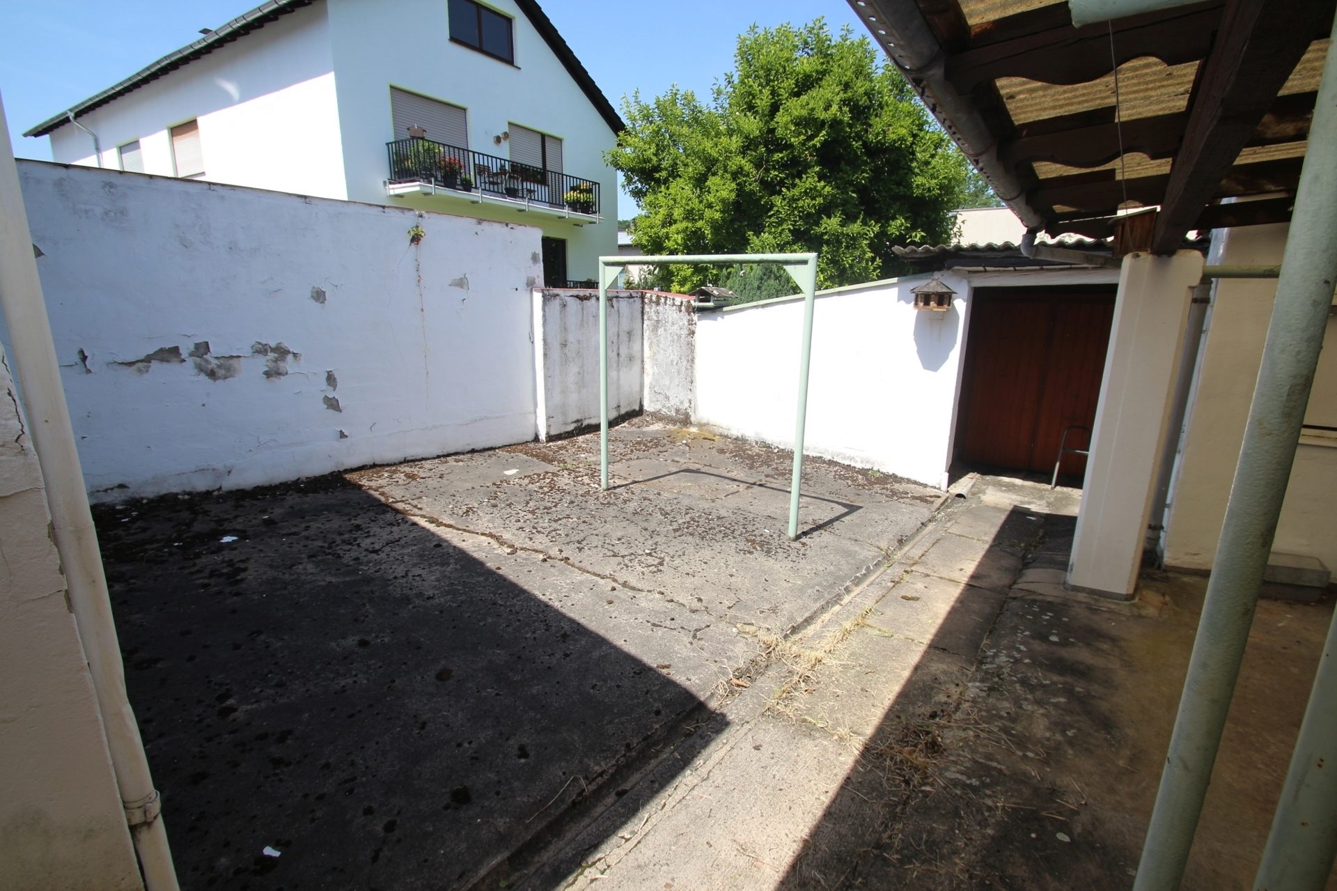 Immobilienangebot - Bonn - Alle - Mit 3D: Reihenmittelhaus mit viel Potenzial, 8 Zimmern & ca. 400 m² Grundstück in Bonn-Lannesdorf