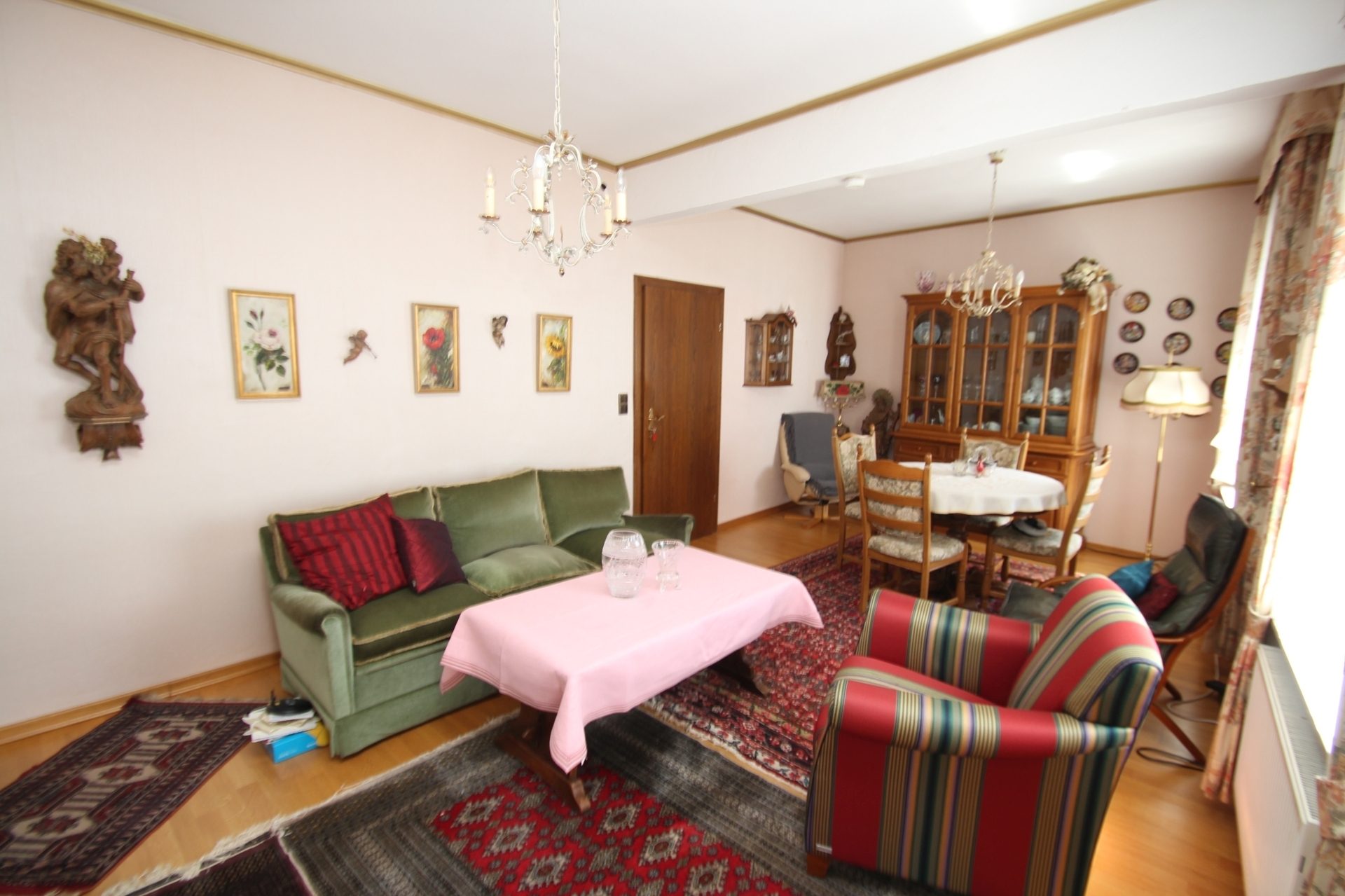 Immobilienangebot - Bonn - Alle - Mit 3D: Reihenmittelhaus mit viel Potenzial, 8 Zimmern & ca. 400 m² Grundstück in Bonn-Lannesdorf