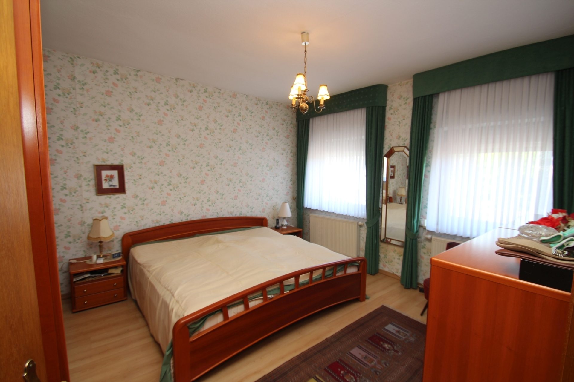 Immobilienangebot - Bonn - Alle - Mit 3D: Reihenmittelhaus mit viel Potenzial, 8 Zimmern & ca. 400 m² Grundstück in Bonn-Lannesdorf