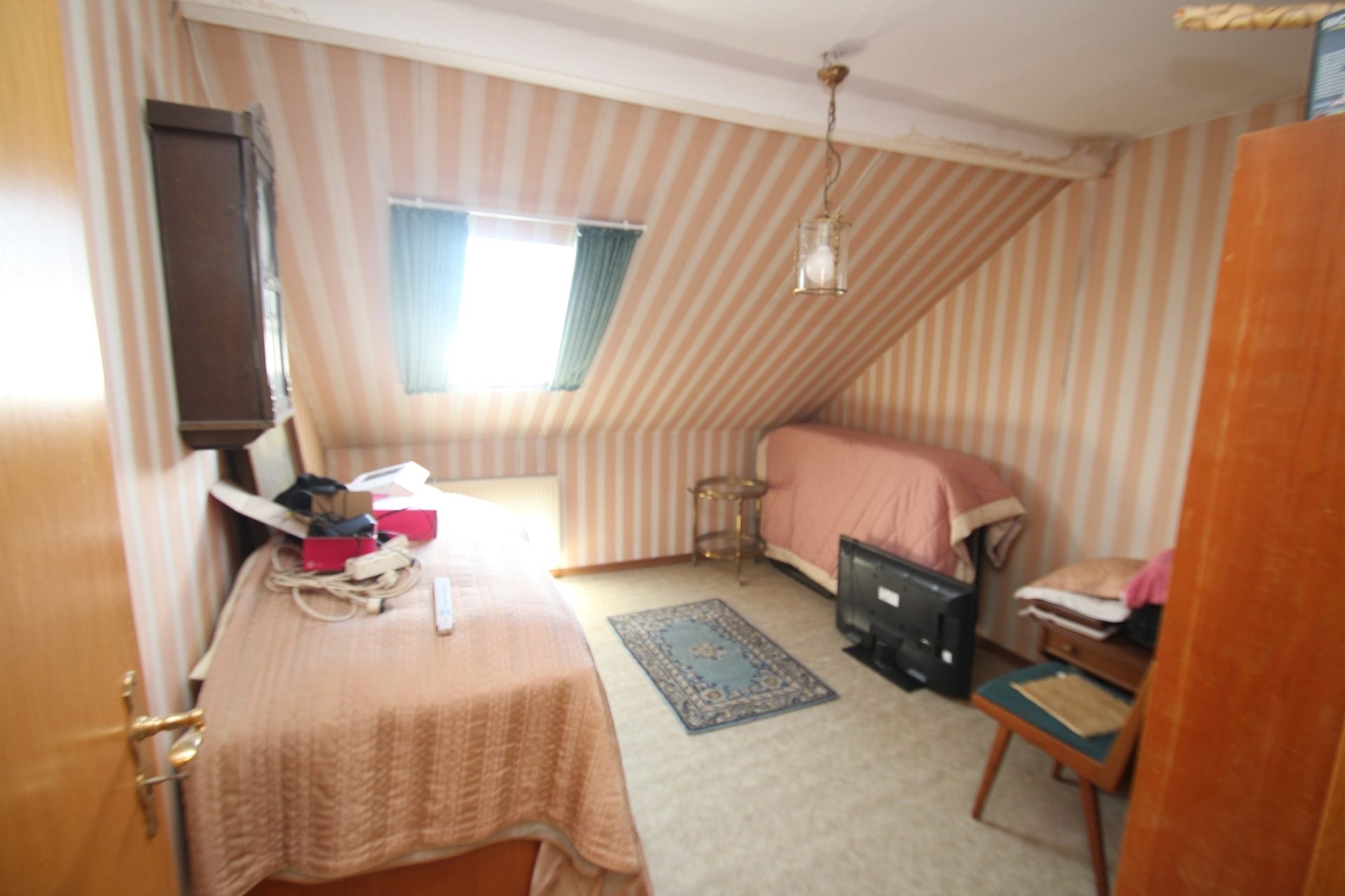 Immobilienangebot - Bonn - Alle - Mit 3D: Reihenmittelhaus mit viel Potenzial, 8 Zimmern & ca. 400 m² Grundstück in Bonn-Lannesdorf