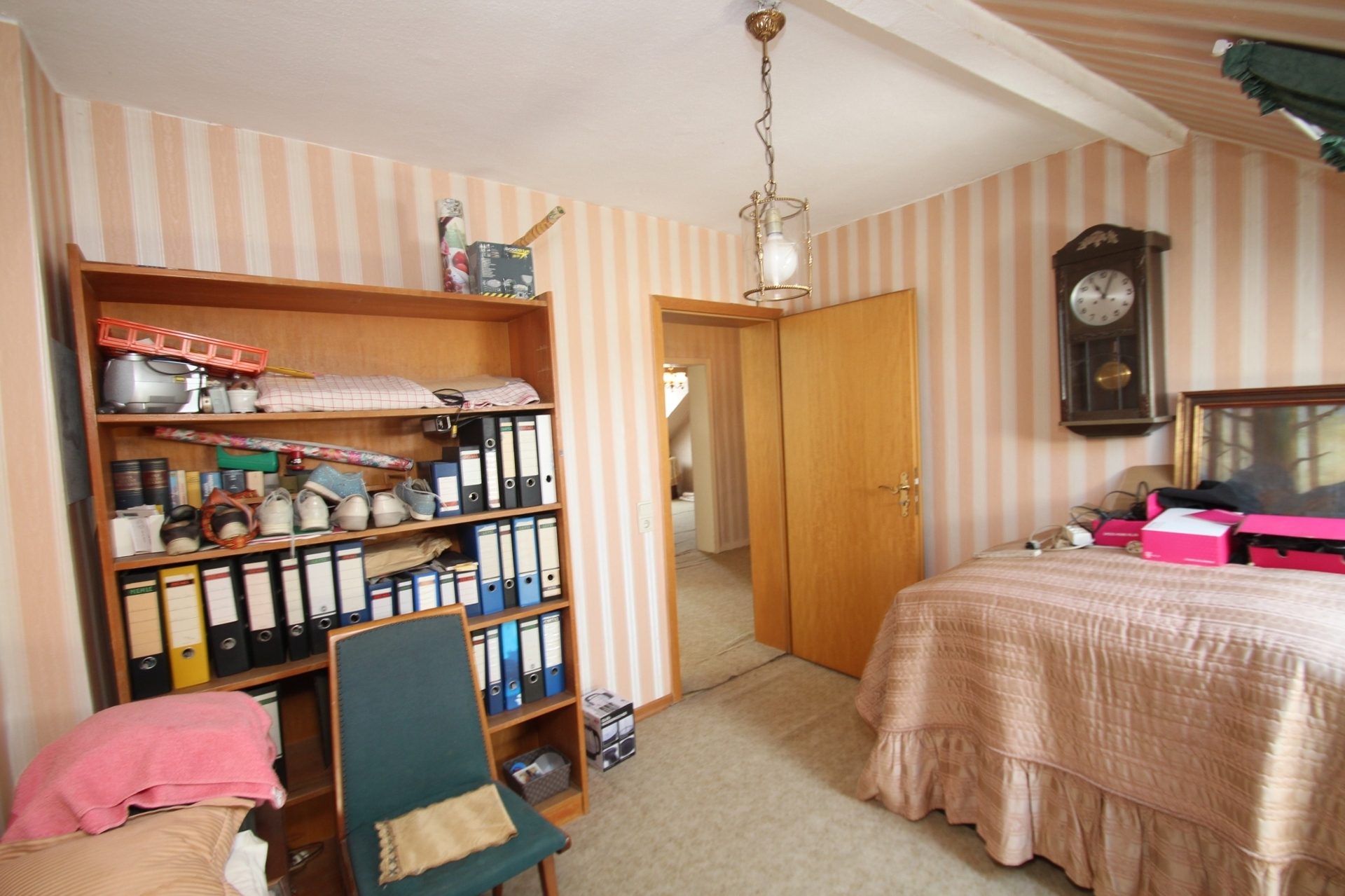 Immobilienangebot - Bonn - Alle - Mit 3D: Reihenmittelhaus mit viel Potenzial, 8 Zimmern & ca. 400 m² Grundstück in Bonn-Lannesdorf