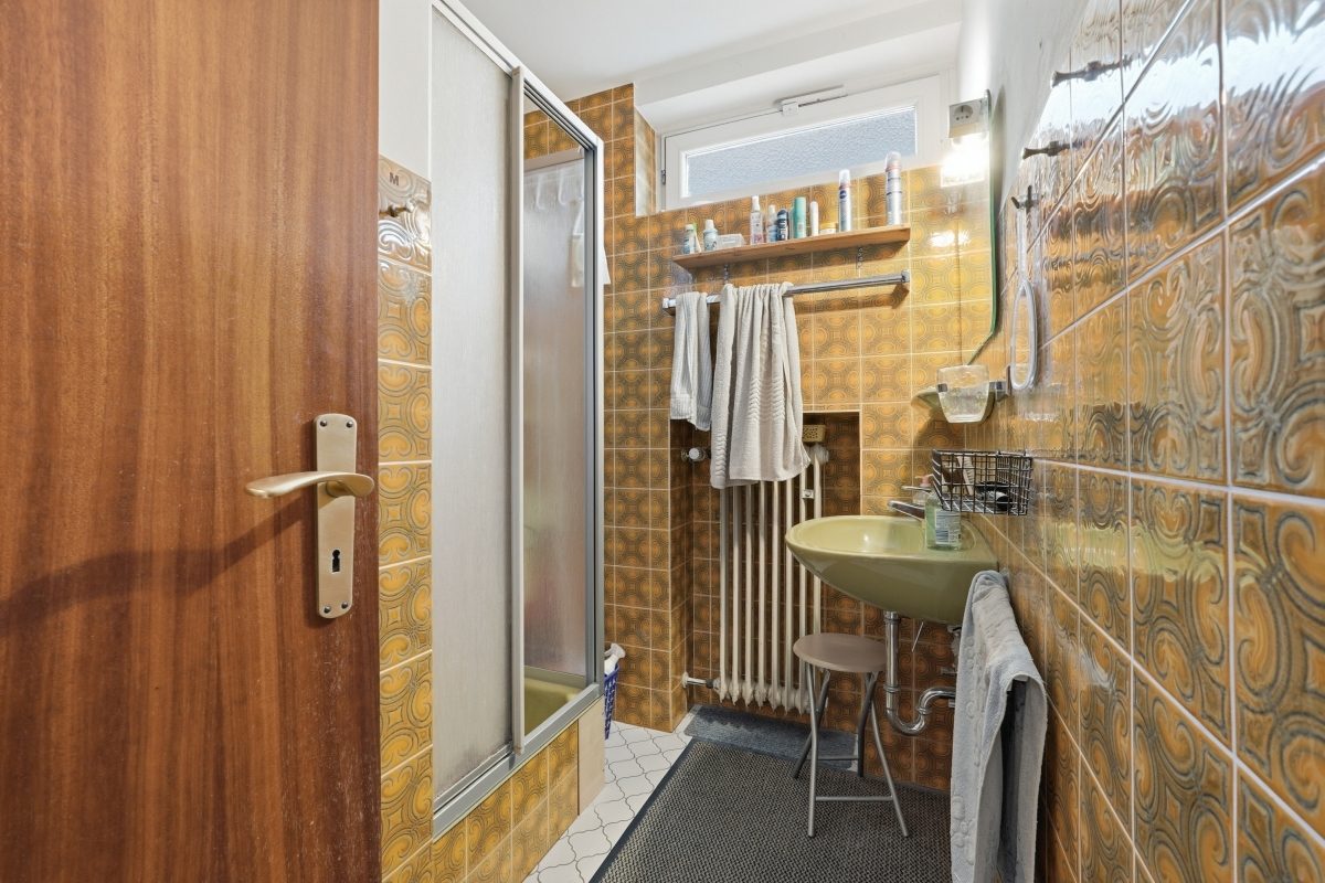 Immobilienangebot - Frechen - Alle - Mit 3D: Viel Platz- Zweifamilienhaus mit Garten in Frechen-Habbelrath!