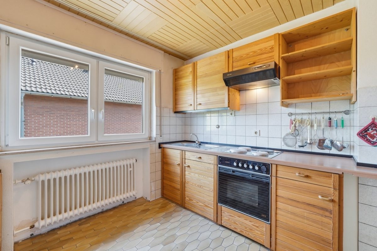 Immobilienangebot - Frechen - Alle - Mit 3D: Viel Platz- Zweifamilienhaus mit Garten in Frechen-Habbelrath!