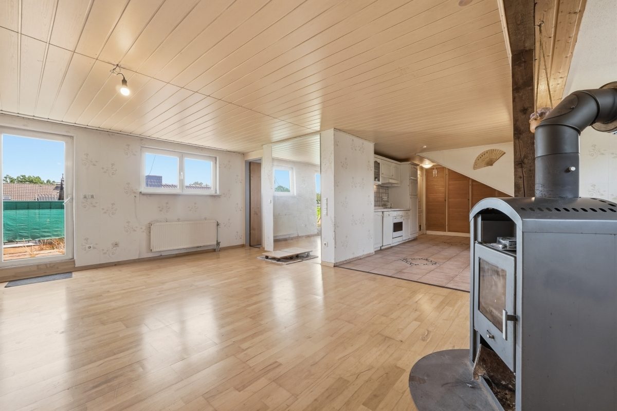 Immobilienangebot - Frechen - Alle - Mit 3D: Viel Platz- Zweifamilienhaus mit Garten in Frechen-Habbelrath!