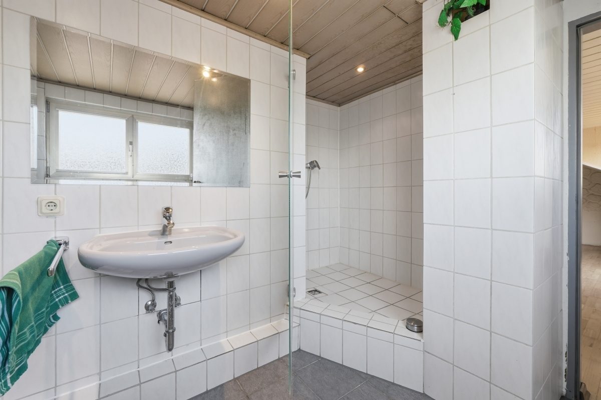 Immobilienangebot - Frechen - Alle - Mit 3D: Viel Platz- Zweifamilienhaus mit Garten in Frechen-Habbelrath!