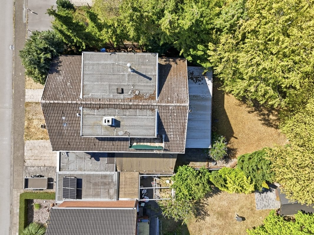 Immobilienangebot - Frechen - Alle - Mit 3D: Viel Platz- Zweifamilienhaus mit Garten in Frechen-Habbelrath!