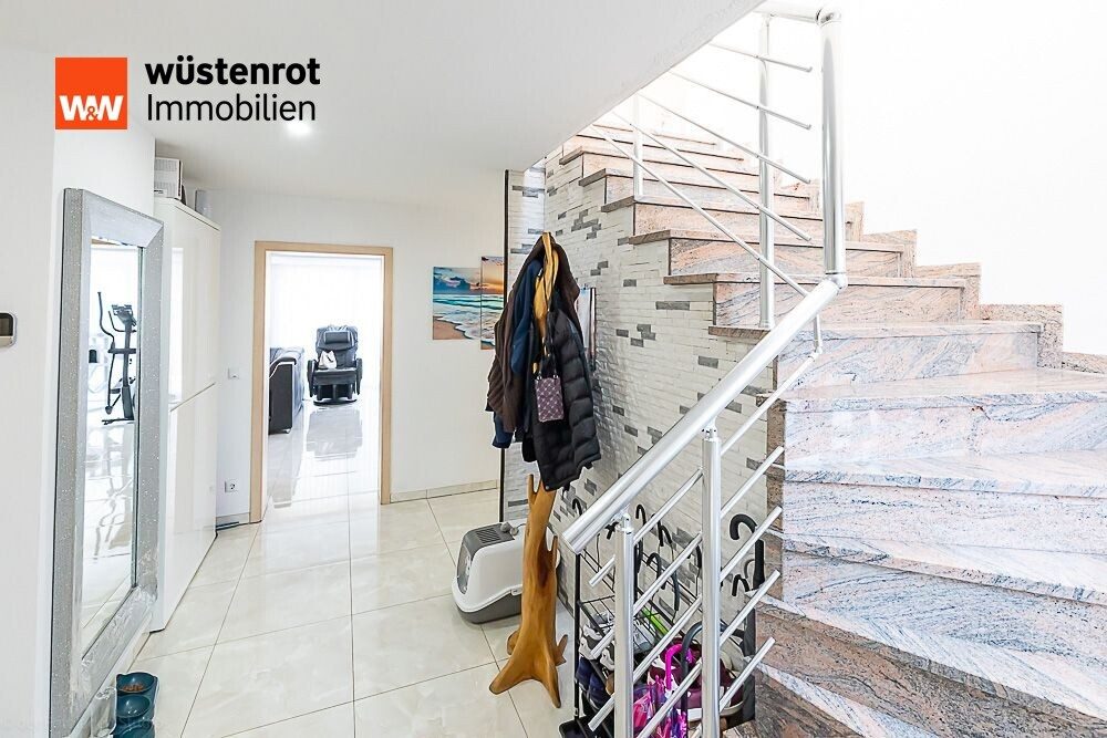 Immobilienangebot - Geretsried - Alle - Renoviertes Juwel in Geretsried in top Lage und Zustand. Ihr bezugsfertiges Traumhaus! Grund 622 m².