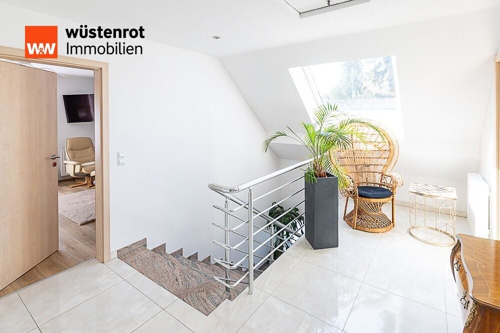 Immobilienangebot - Geretsried - Alle - Renoviertes Juwel in Geretsried in top Lage und Zustand. Ihr bezugsfertiges Traumhaus! Grund 622 m².