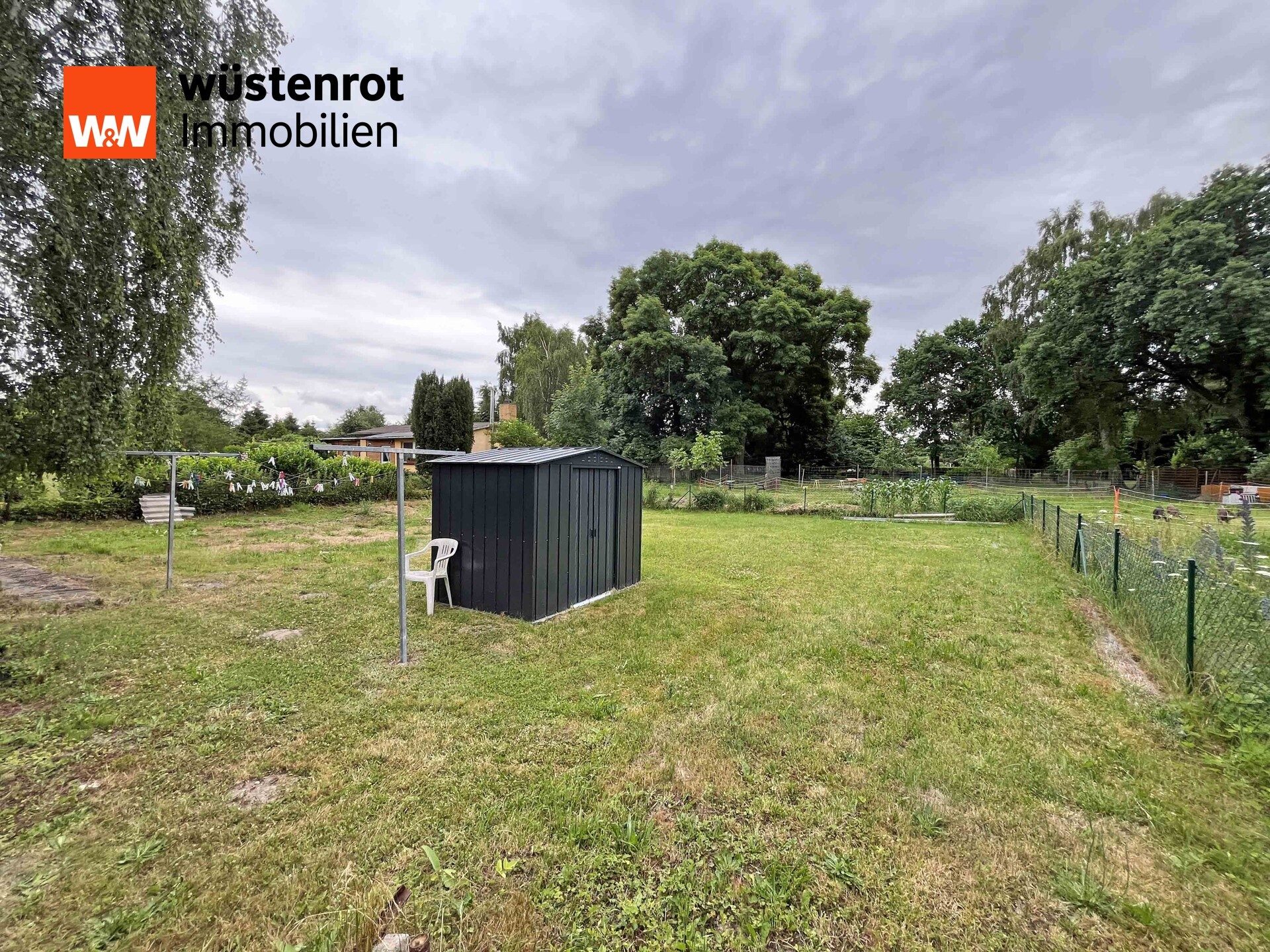Immobilienangebot - Süderholz - Alle - WOHNEN AUF EINER EBENE: MIT EINBAUKÜCHE + VOLLKELLER + BEREITS MODERNISIERTER WOHNUNG + GRUNDSTÜCK