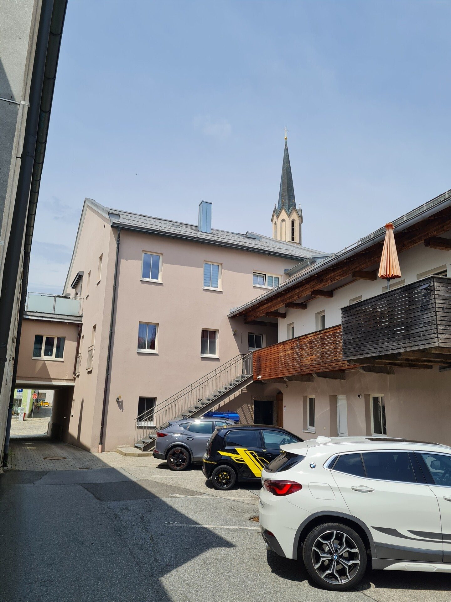 Immobilienangebot - Freyung - Alle - TOP-Chance! 
Wohn- und Geschäftshaus in Premiumlage. Hochwertigst saniert, perfekter Zustand.