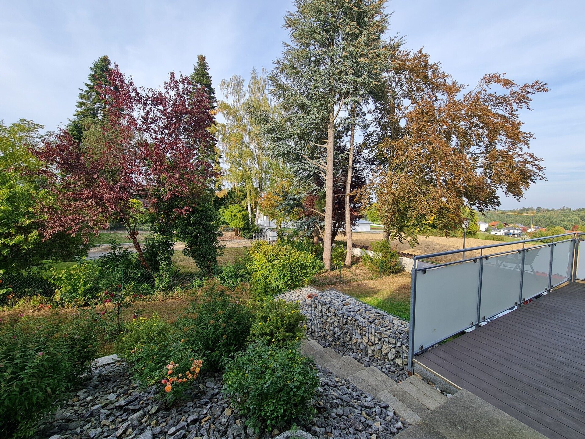 Immobilienangebot - Simbach - Alle - Tür auf - Herz rein!
Tolle, neuwertige 3-Zimmer-ETW (EG) super Lage, mega Terrasse und Garten, EBK..