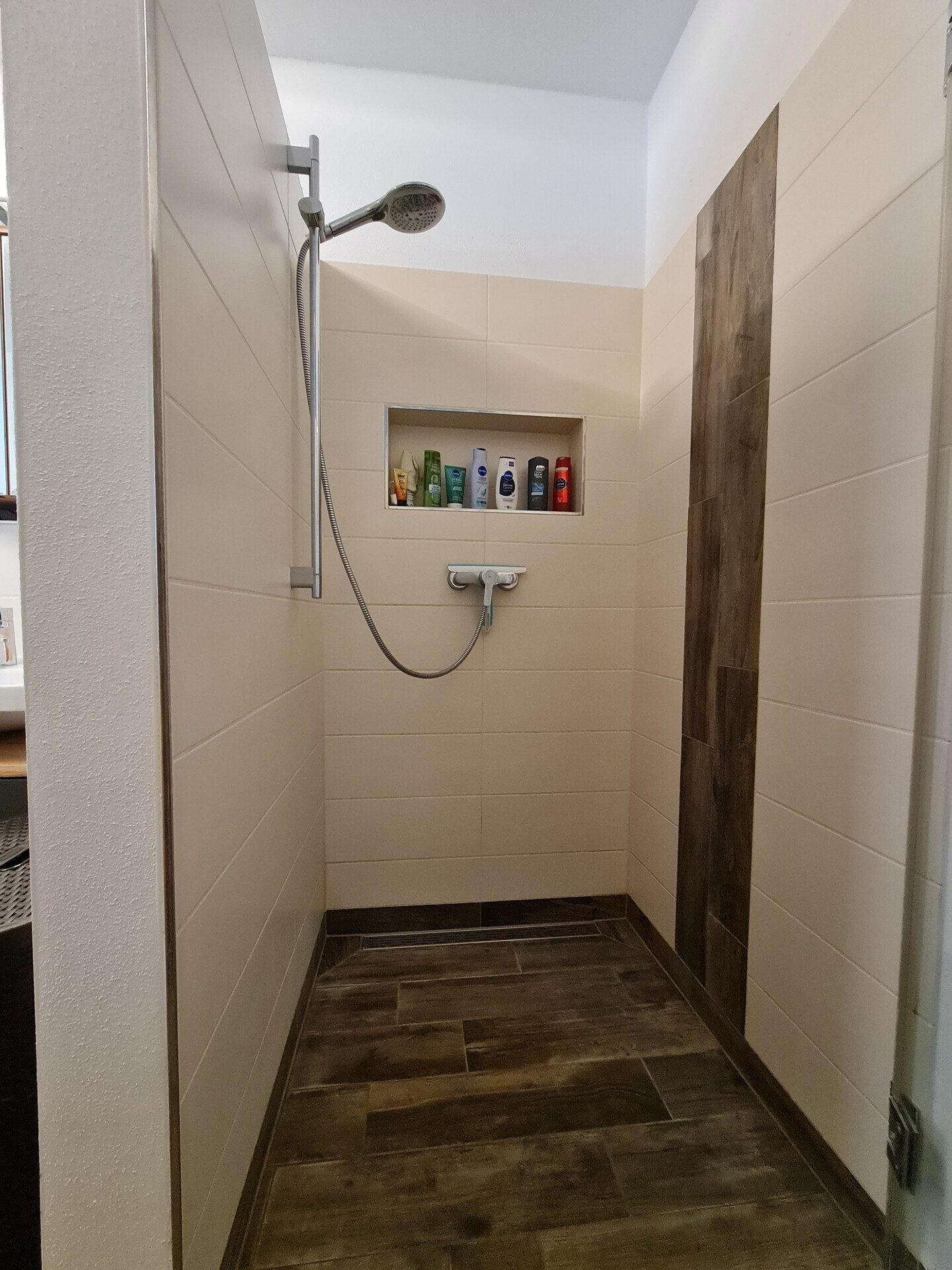 Immobilienangebot - Simbach - Alle - Tür auf - Herz rein!
Tolle, neuwertige 3-Zimmer-ETW (EG) super Lage, mega Terrasse und Garten, EBK..