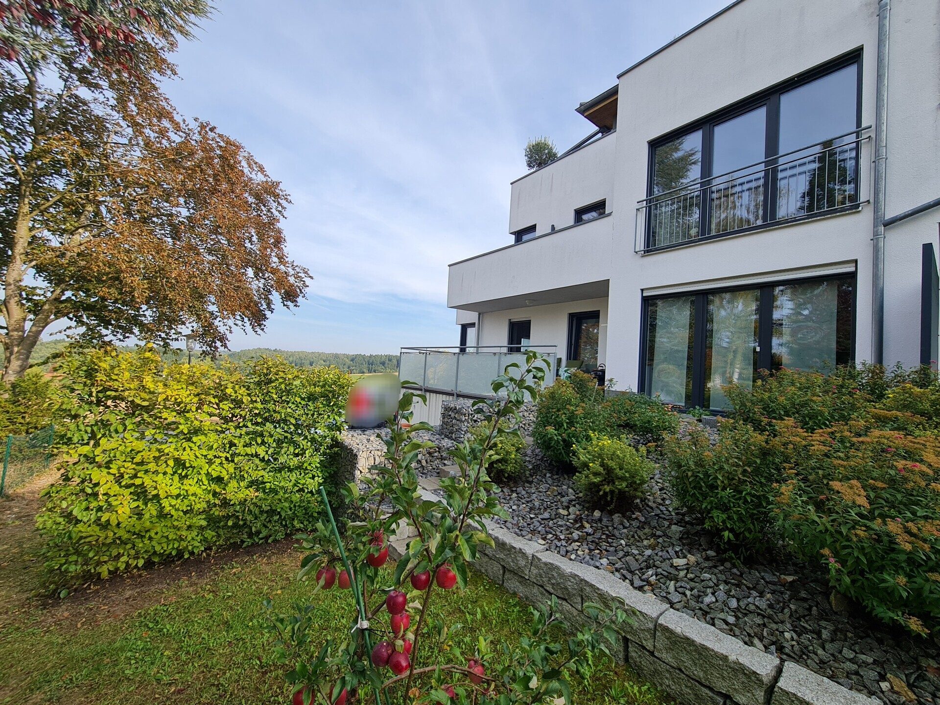 Immobilienangebot - Simbach - Alle - Tür auf - Herz rein!
Tolle, neuwertige 3-Zimmer-ETW (EG) super Lage, mega Terrasse und Garten, EBK..