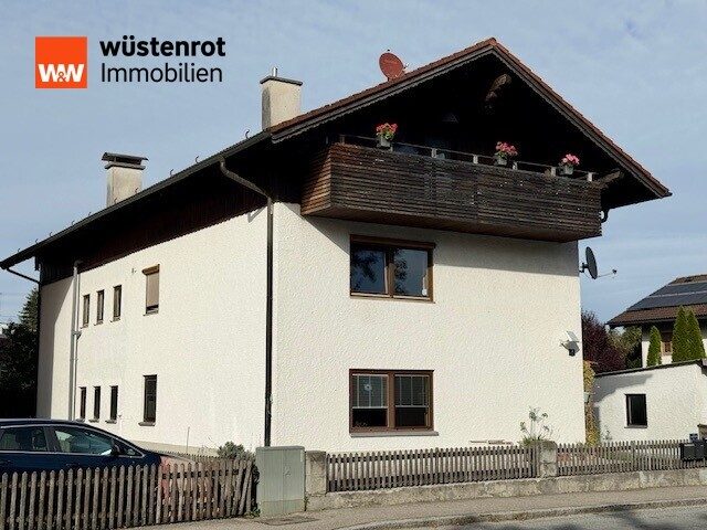 Immobilienangebot - Bruckmühl - Alle - Sanierungsobjekt für Handwerker: 3,5- bis 4-Zimmer-Wohnung mit ca. 110 m² Wohnfläche in Bruckmühl!