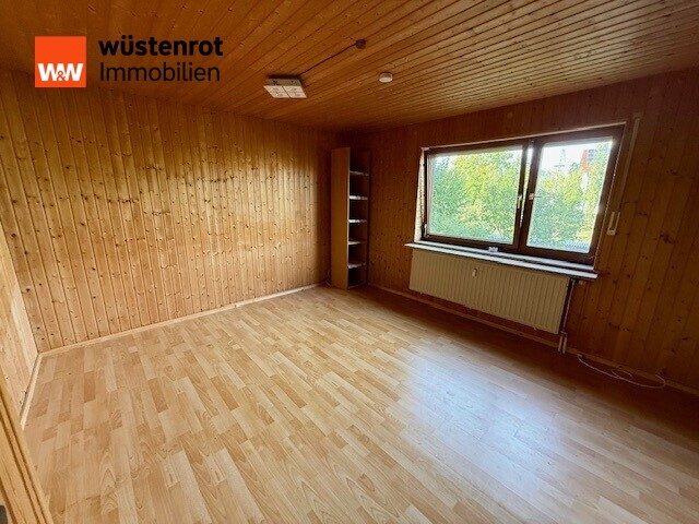 Immobilienangebot - Bruckmühl - Alle - Sanierungsobjekt für Handwerker: 3,5- bis 4-Zimmer-Wohnung mit ca. 110 m² Wohnfläche in Bruckmühl!