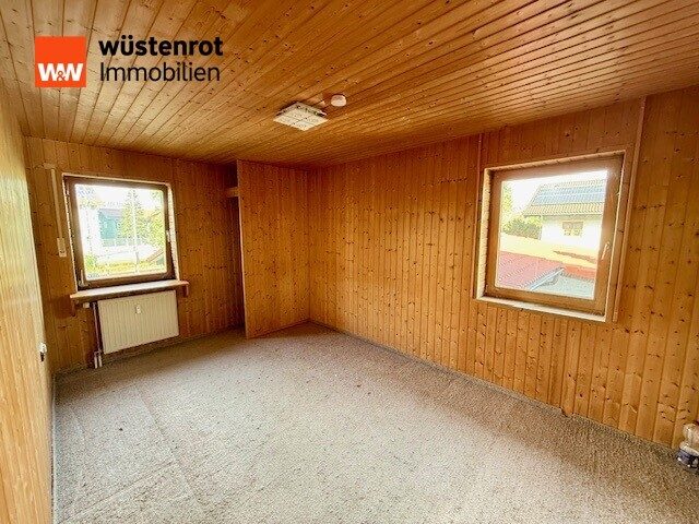 Immobilienangebot - Bruckmühl - Alle - Sanierungsobjekt für Handwerker: 3,5- bis 4-Zimmer-Wohnung mit ca. 110 m² Wohnfläche in Bruckmühl!