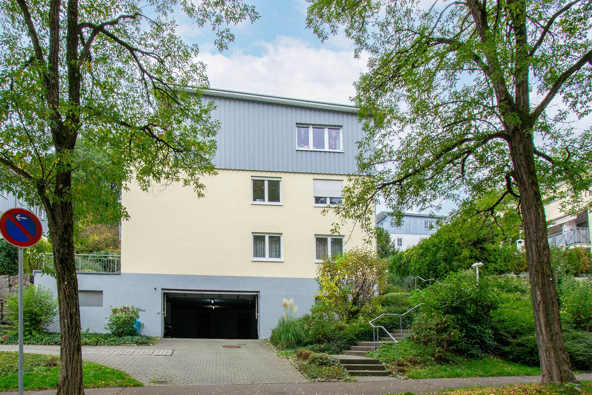 Immobilienangebot - Eislingen/Fils - Alle - Ein Zuhause zum Wohlfühlen: Helle 2-Zimmer-Whg. mit Dachterrasse und Tiefgaragenplatz