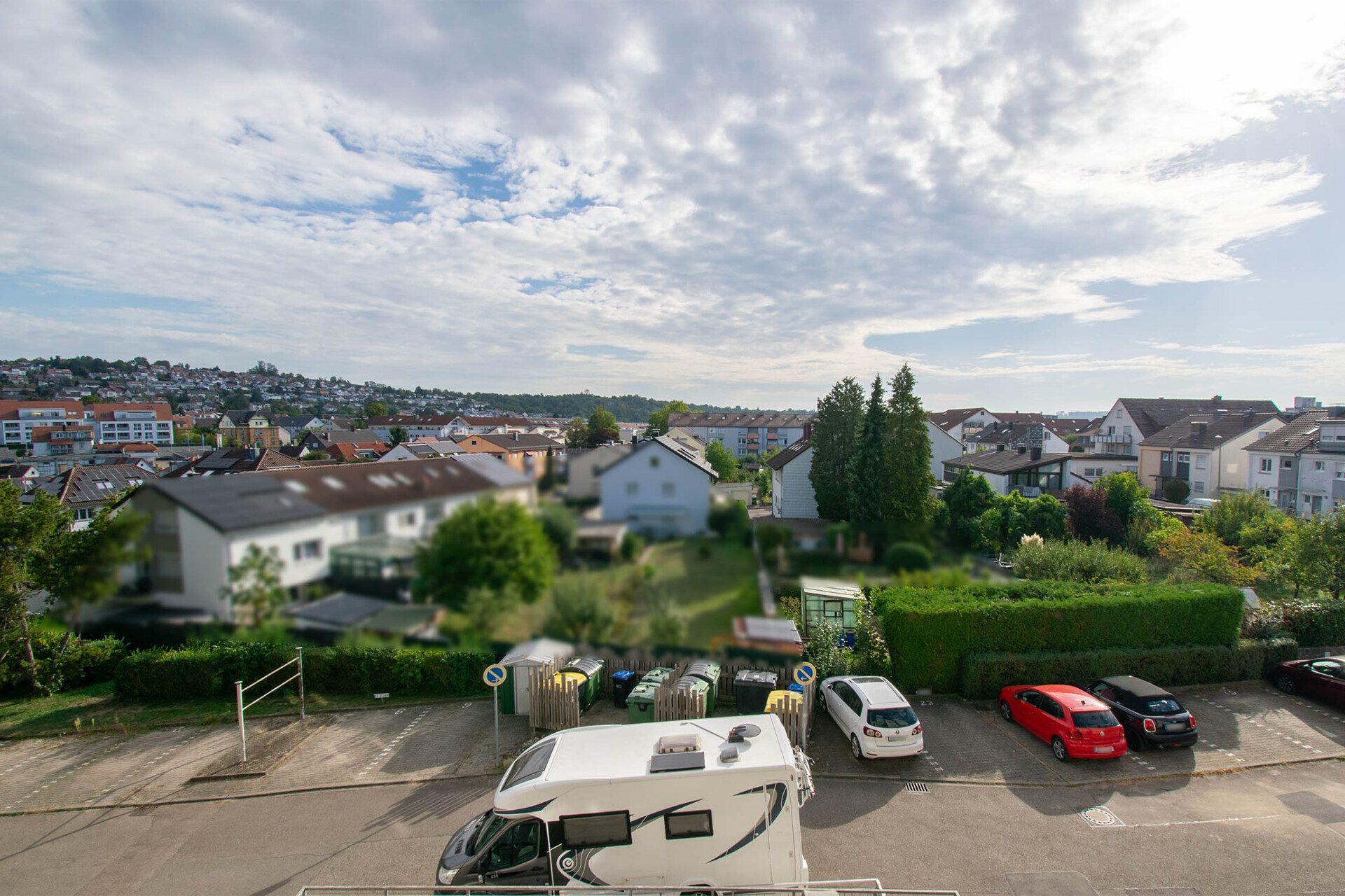 Ausblick Balkon Ost Immobilienangebot - Vaihingen an der Enz - Alle - Große Wohnung zum selbst gestalten mit zwei Balkonen und einem Stellplatz