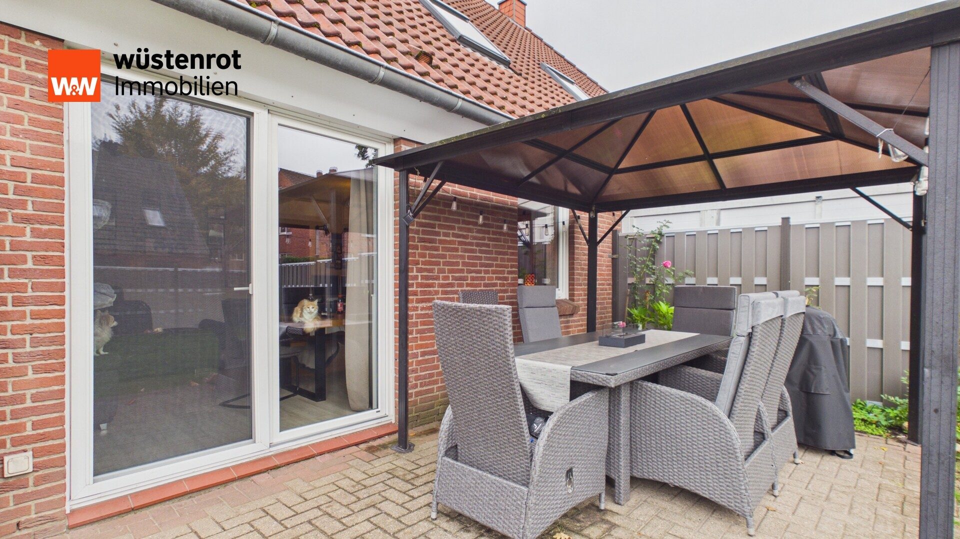 Immobilienangebot - Büdelsdorf - Alle - Familienglück: DHH mit Garten & Carport