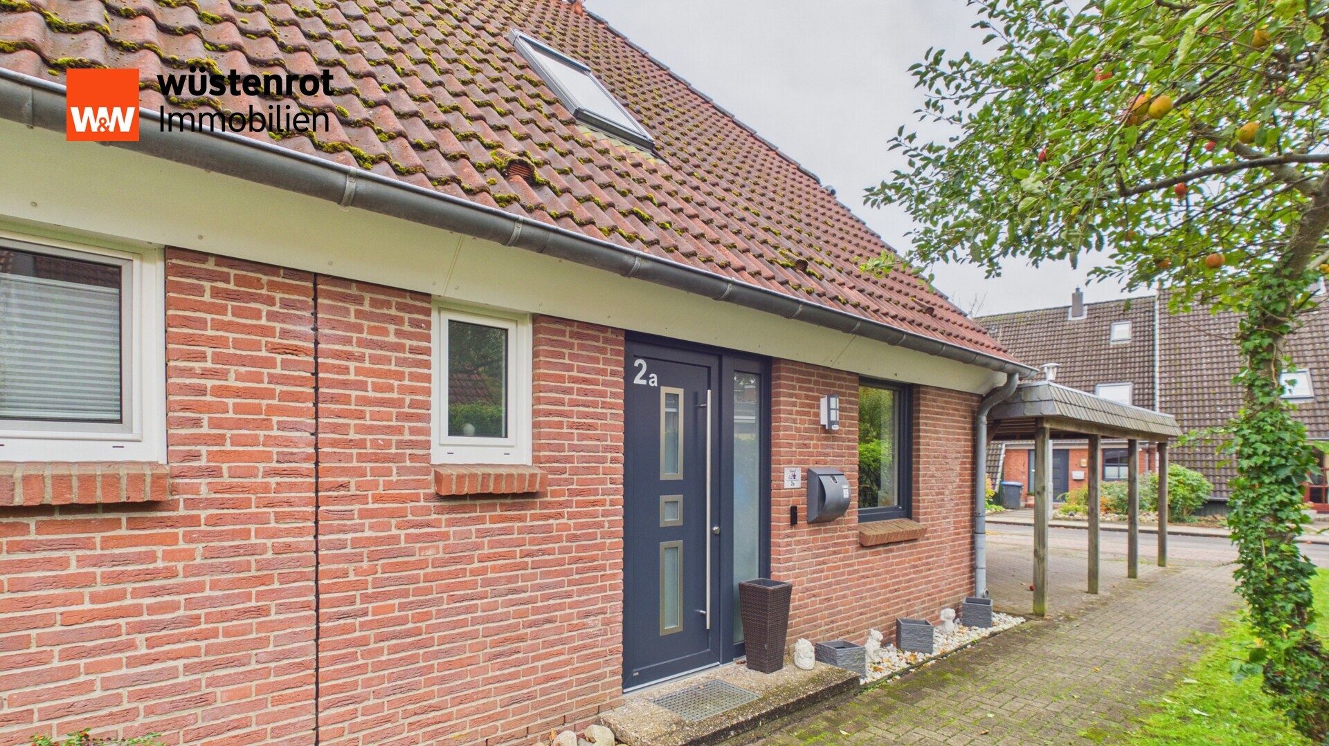 Immobilienangebot - Büdelsdorf - Alle - Familienglück: DHH mit Garten & Carport