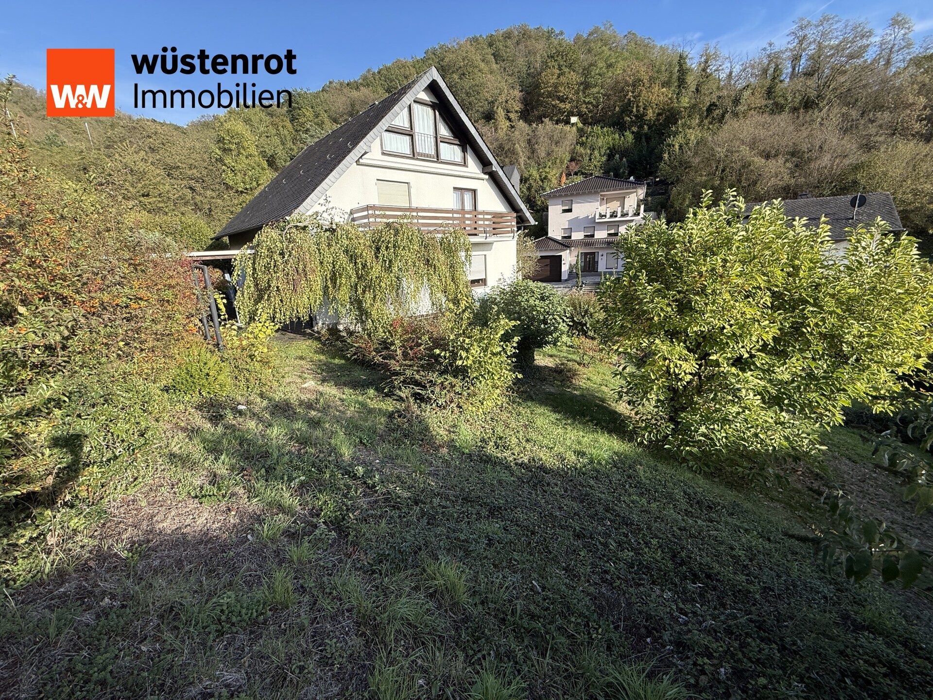 Immobilienangebot - Leutesdorf - Alle - Wohnen in den Weinbergen von Leutesdorf! Einfamilienhaus mit schönem Grundstück inmitten der Weinberge!