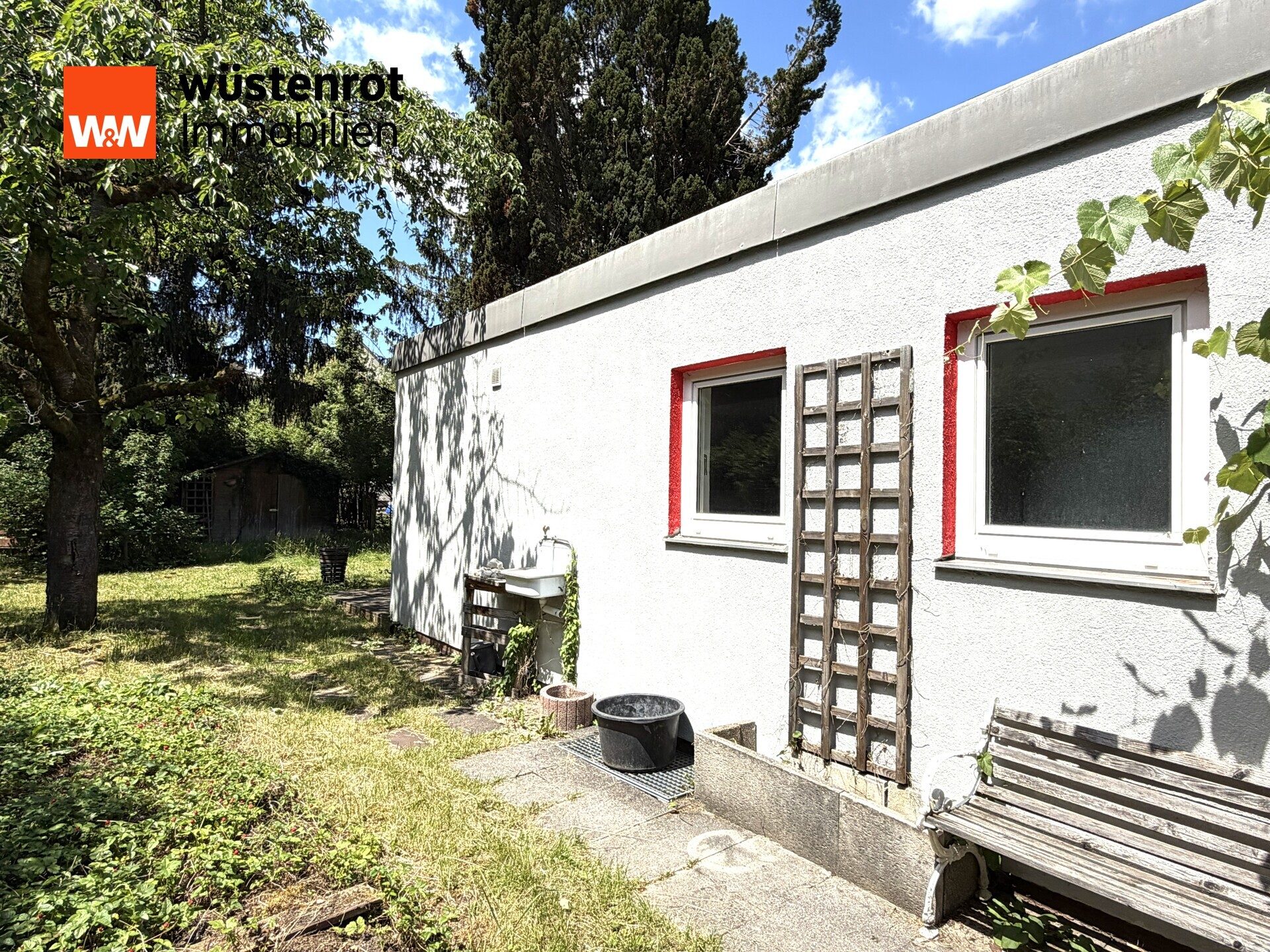 Immobilienangebot - München - Alle - Bungalow auf attraktivem Grundstück mit geplanter Aufstockung