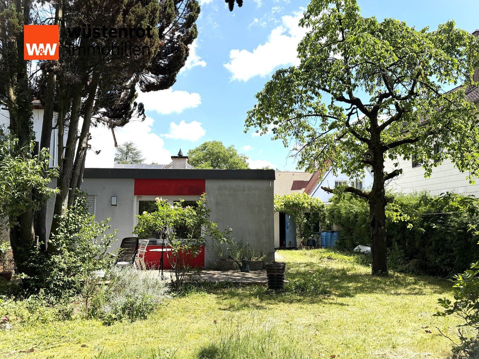 Immobilienangebot - München - Alle - Bungalow auf attraktivem Grundstück mit geplanter Aufstockung