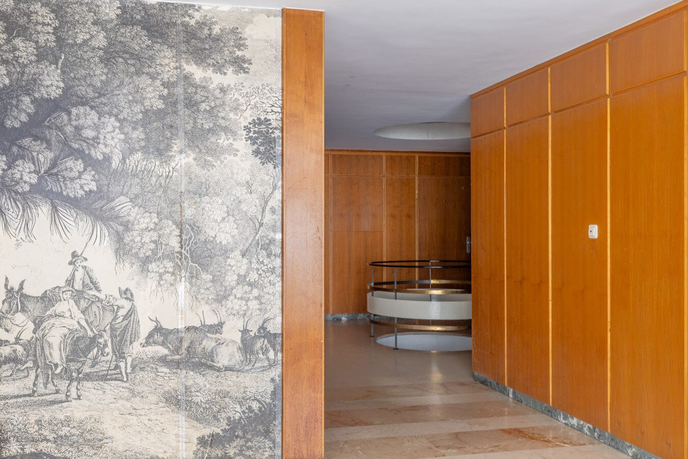 Immobilienangebot - Augsburg - Alle - Augsburg von oben – gemütliche Dachgeschosswohnung mit besonderem Charme