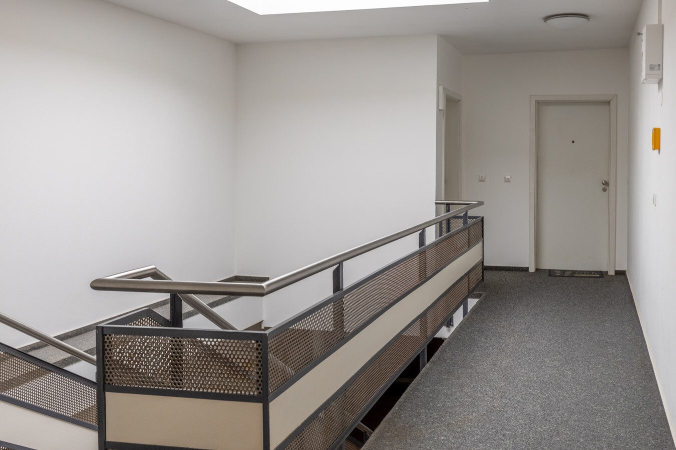 Immobilienangebot - Augsburg - Alle - Augsburg von oben – gemütliche Dachgeschosswohnung mit besonderem Charme