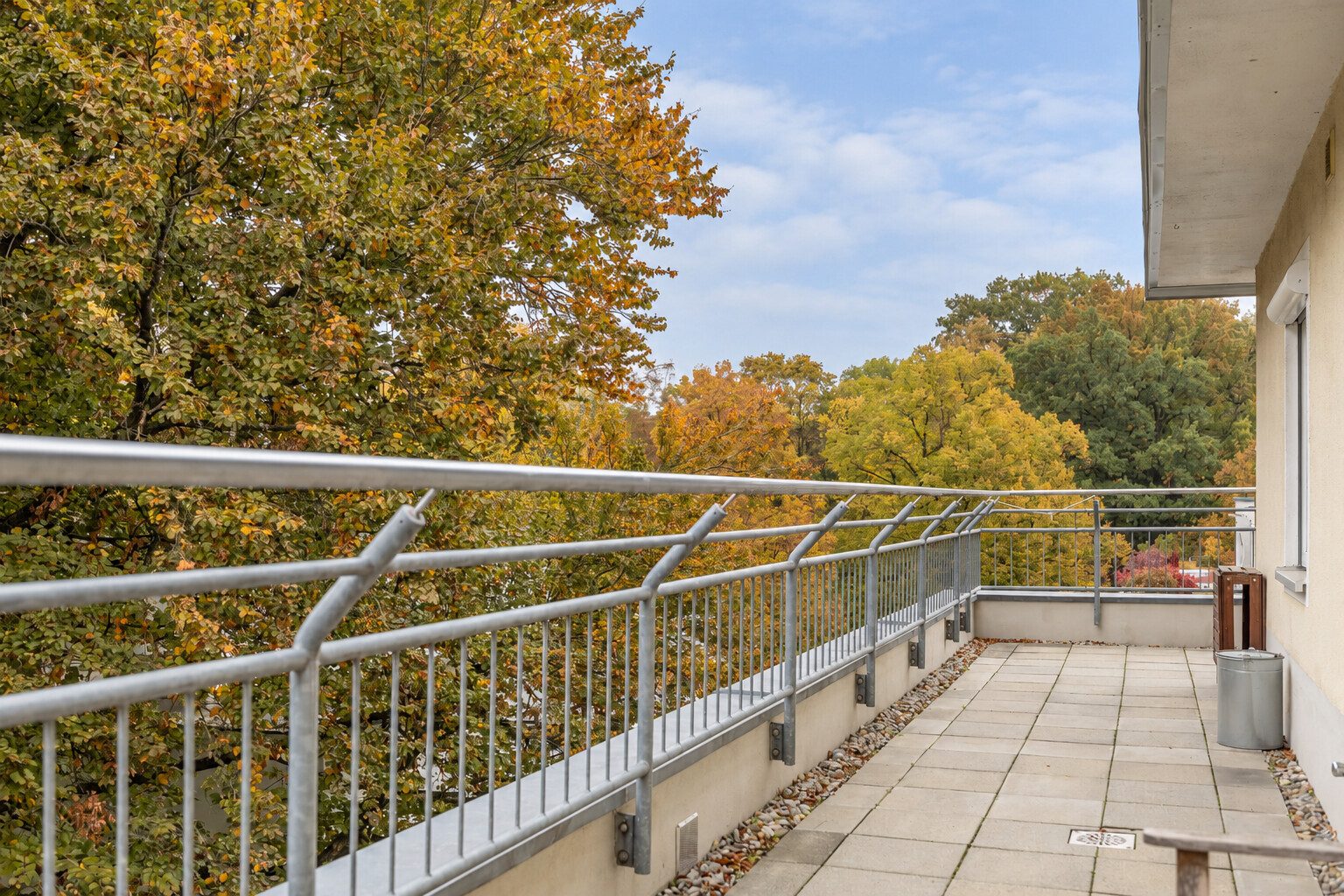 Immobilienangebot - Augsburg - Alle - Augsburg von oben – gemütliche Dachgeschosswohnung mit besonderem Charme
