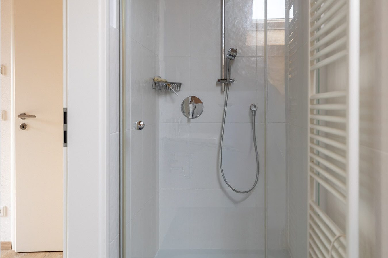 Immobilienangebot - Wolfratshausen - Alle - Modernes Familienheim im Herzen von Wolfratshausen – 6 Zimmer, offener Wohnessbereich und Vollkeller