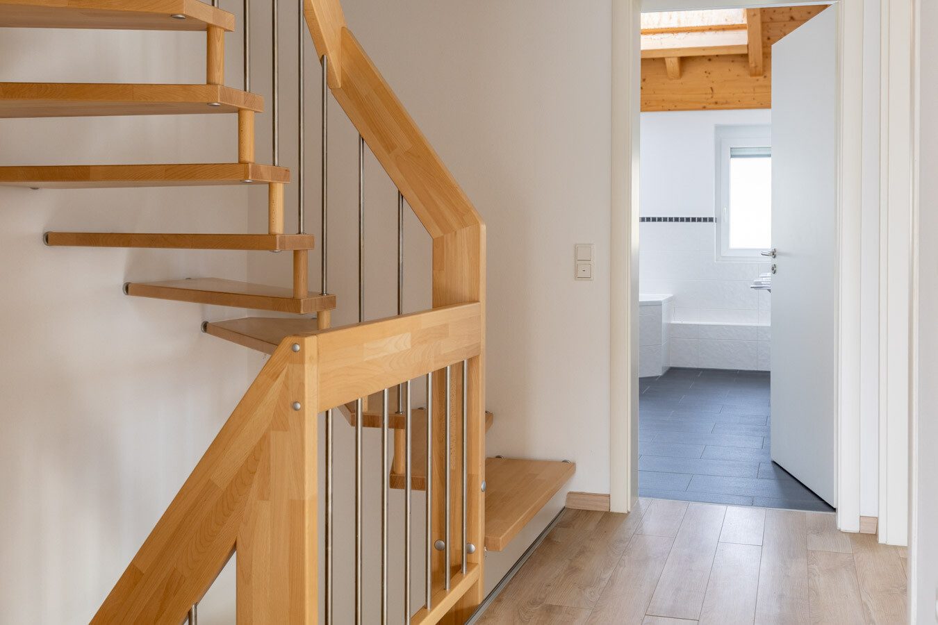 Immobilienangebot - Wolfratshausen - Alle - Modernes Familienheim im Herzen von Wolfratshausen – 6 Zimmer, offener Wohnessbereich und Vollkeller