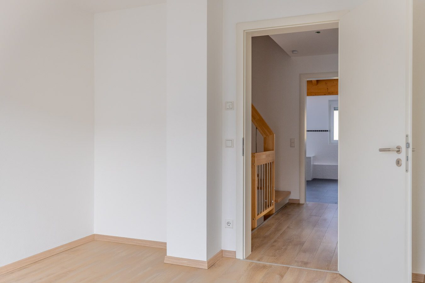 Immobilienangebot - Wolfratshausen - Alle - Modernes Familienheim im Herzen von Wolfratshausen – 6 Zimmer, offener Wohnessbereich und Vollkeller
