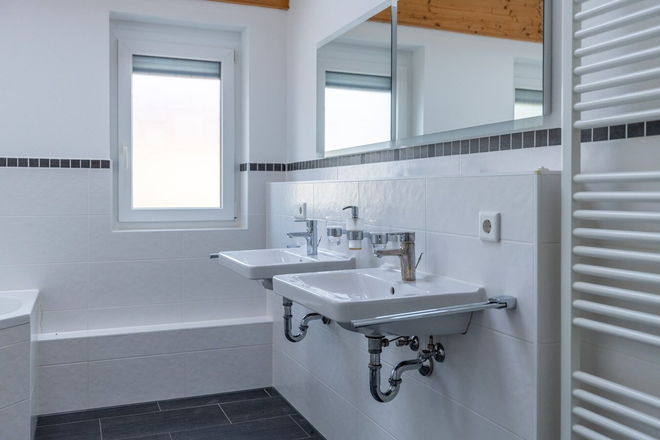 Immobilienangebot - Wolfratshausen - Alle - Modernes Familienheim im Herzen von Wolfratshausen – 6 Zimmer, offener Wohnessbereich und Vollkeller
