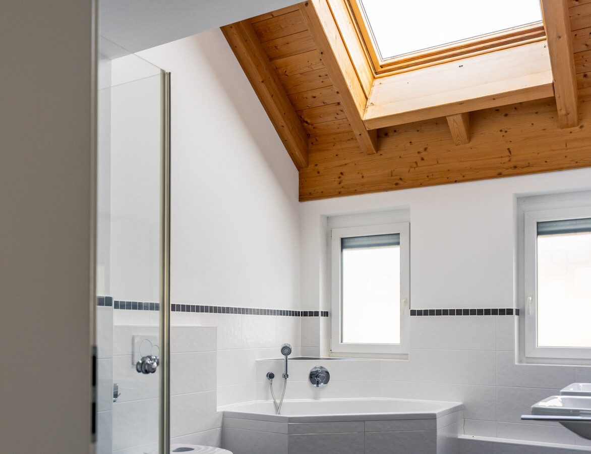 Immobilienangebot - Wolfratshausen - Alle - Modernes Familienheim im Herzen von Wolfratshausen – 6 Zimmer, offener Wohnessbereich und Vollkeller