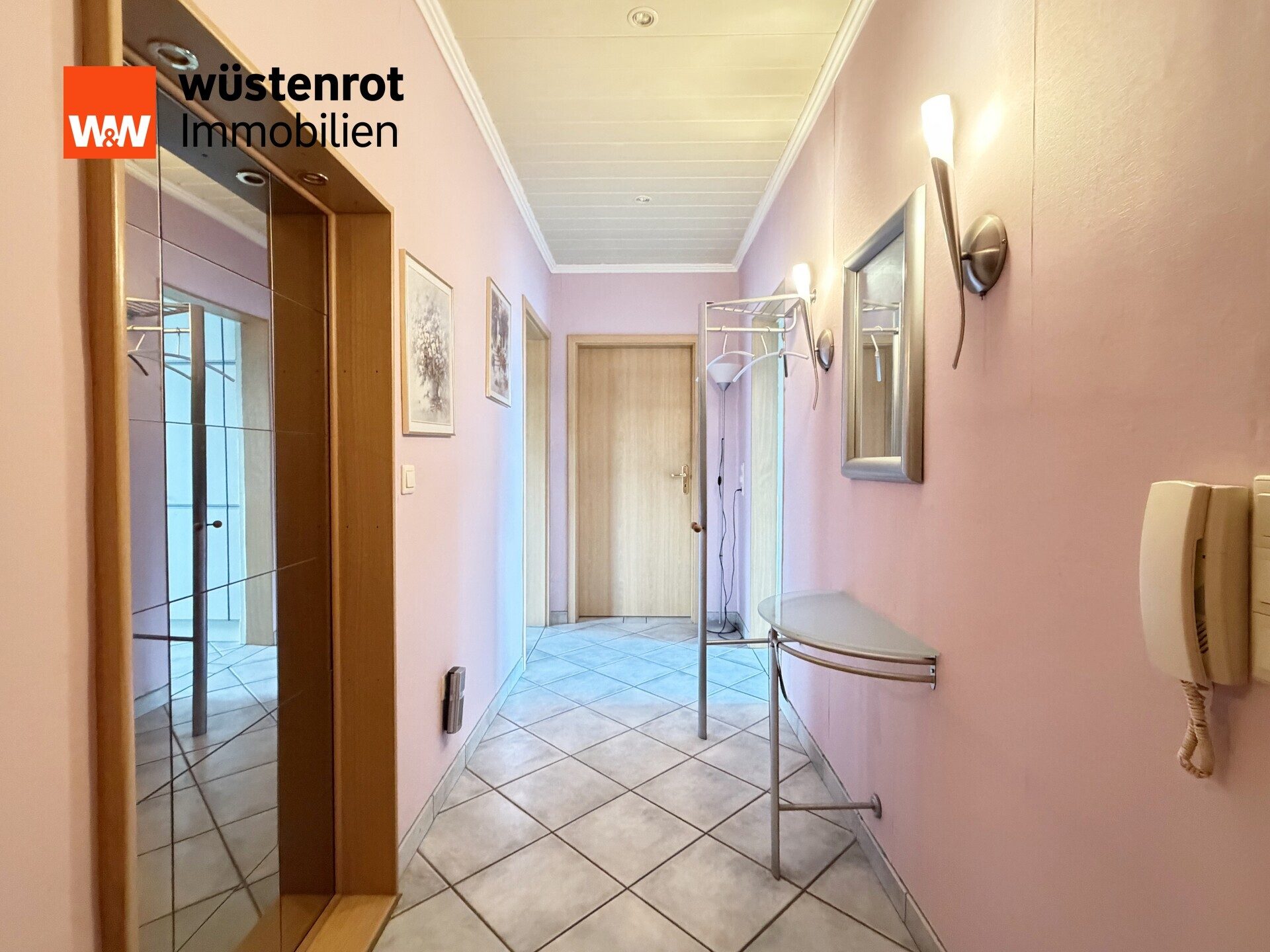 Immobilienangebot - Flensburg - Alle - Modernes Zuhause mit viel Wohnkomfort, sonnigem Westbalkon und ausgebautem Dachgeschoss in Flensburg