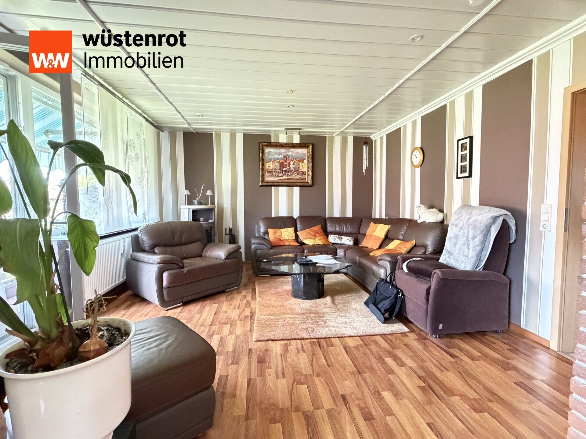 Immobilienangebot - Flensburg - Alle - Modernes Zuhause mit viel Wohnkomfort, sonnigem Westbalkon und ausgebautem Dachgeschoss in Flensburg