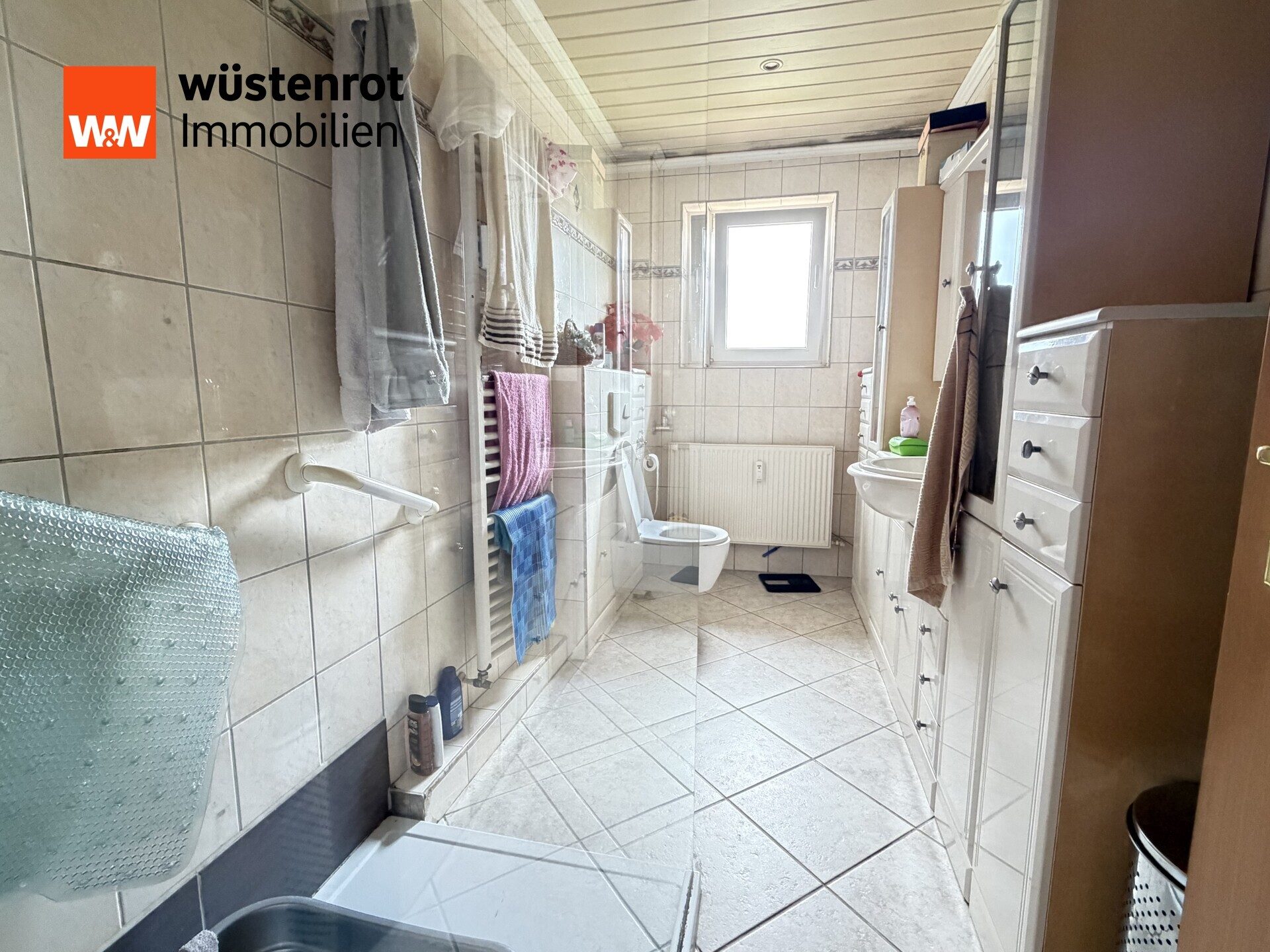 Immobilienangebot - Flensburg - Alle - Modernes Zuhause mit viel Wohnkomfort, sonnigem Westbalkon und ausgebautem Dachgeschoss in Flensburg