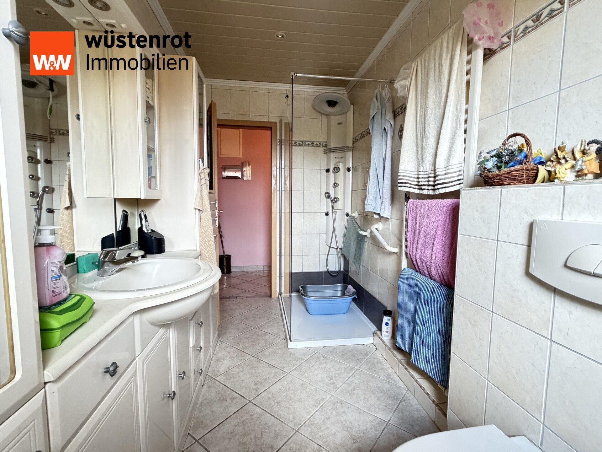 Immobilienangebot - Flensburg - Alle - Modernes Zuhause mit viel Wohnkomfort, sonnigem Westbalkon und ausgebautem Dachgeschoss in Flensburg