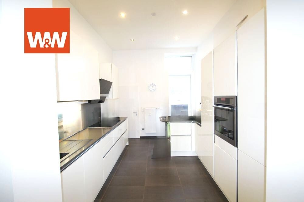 Immobilienangebot - Krefeld - Alle - Direkt am Stadtpark Fischeln – Modernisiertes Dreifamilienhaus in absoluter Bestlage