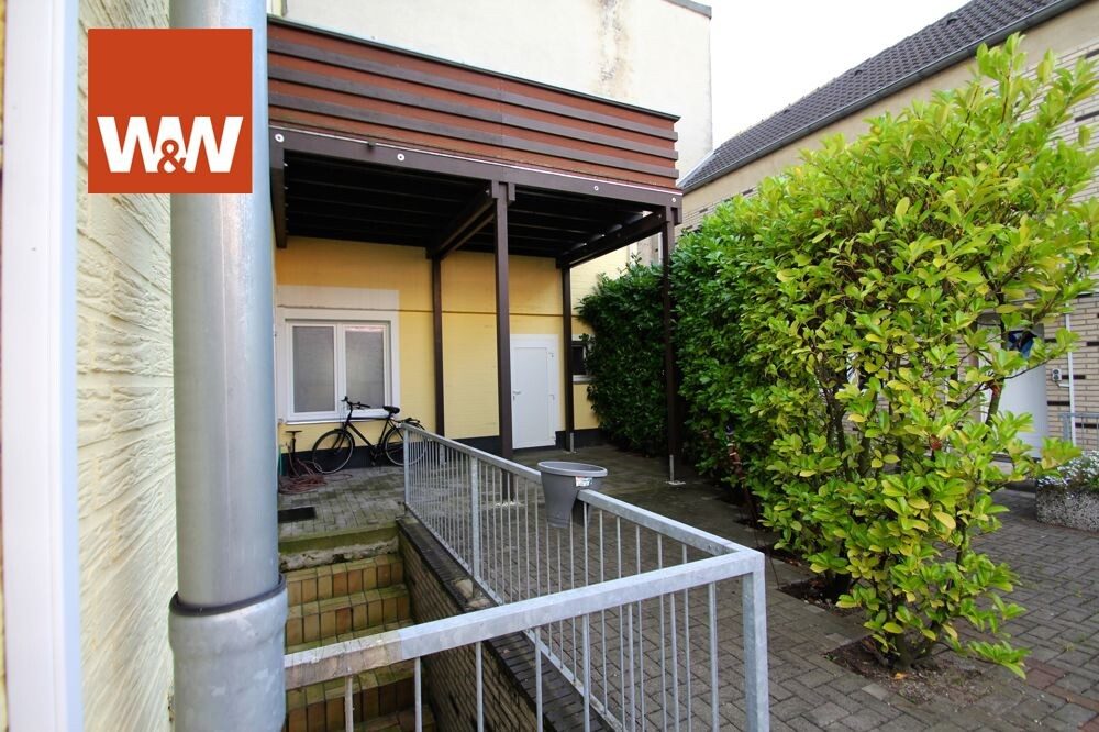 Immobilienangebot - Krefeld - Alle - Direkt am Stadtpark Fischeln – Modernisiertes Dreifamilienhaus in absoluter Bestlage