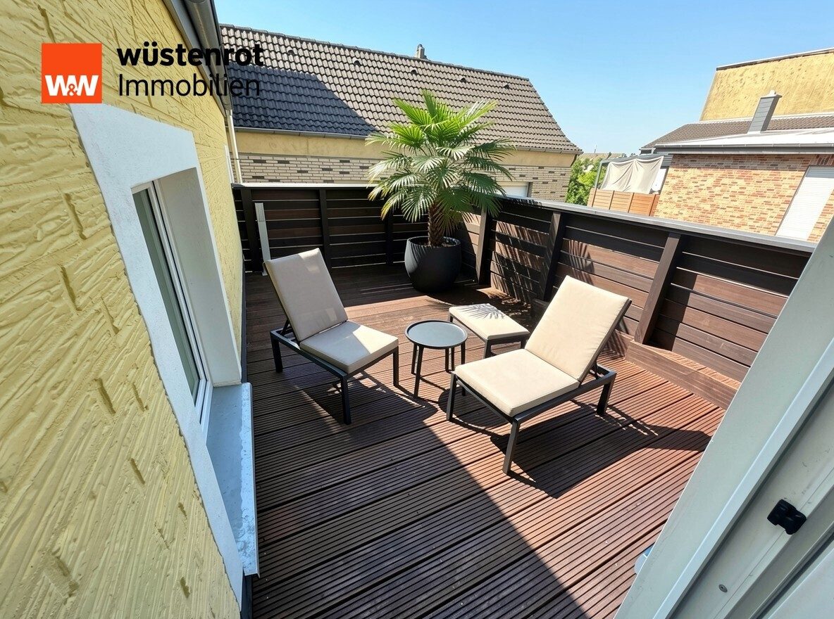 Immobilienangebot - Krefeld - Alle - Direkt am Stadtpark Fischeln – Modernisiertes Dreifamilienhaus in absoluter Bestlage