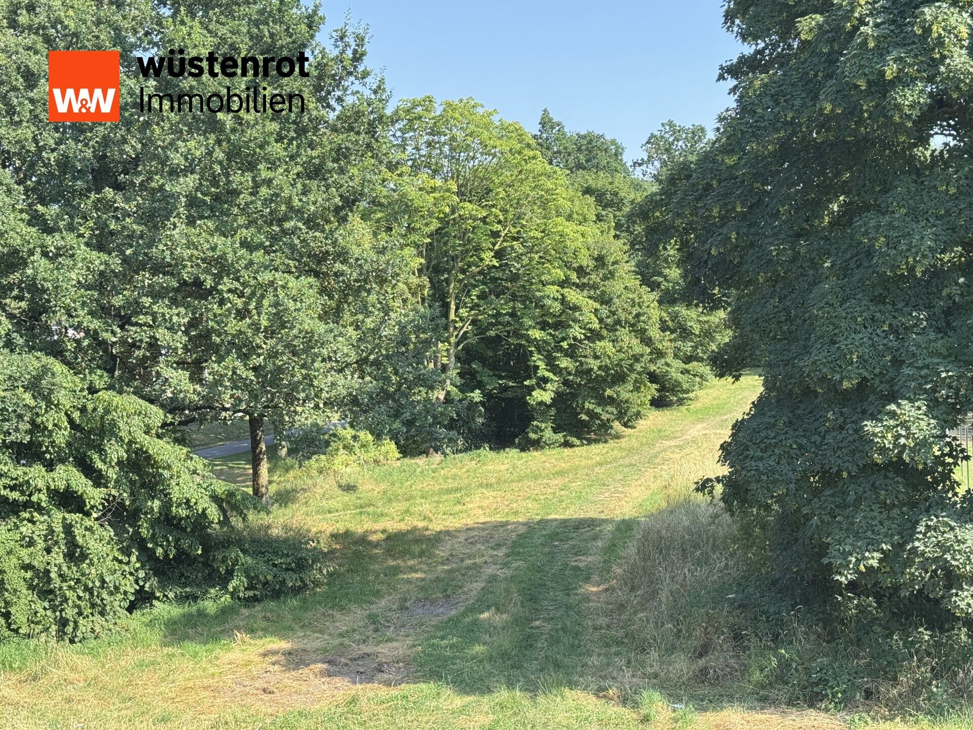 Immobilienangebot - Krefeld - Alle - Direkt am Stadtpark Fischeln – Modernisiertes Dreifamilienhaus in absoluter Bestlage