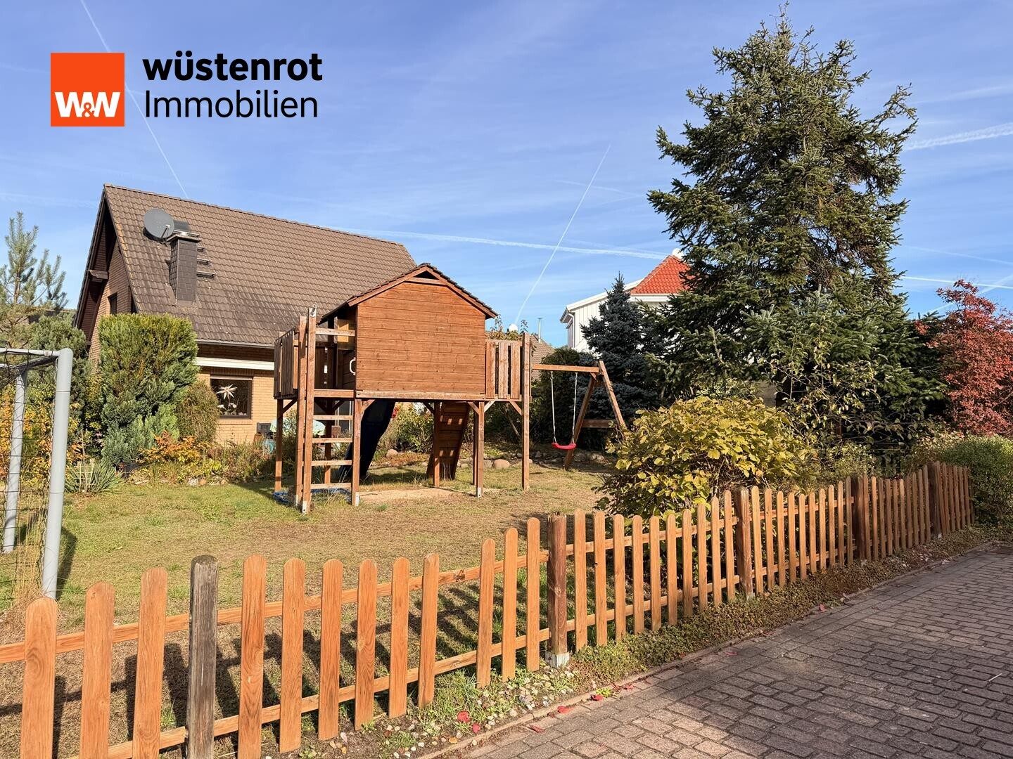 Immobilienangebot - Lostau - Alle - EFH mit viel Platz für junge Familien, Pool, Sauna und schönem Gartengrundstück in Lostau