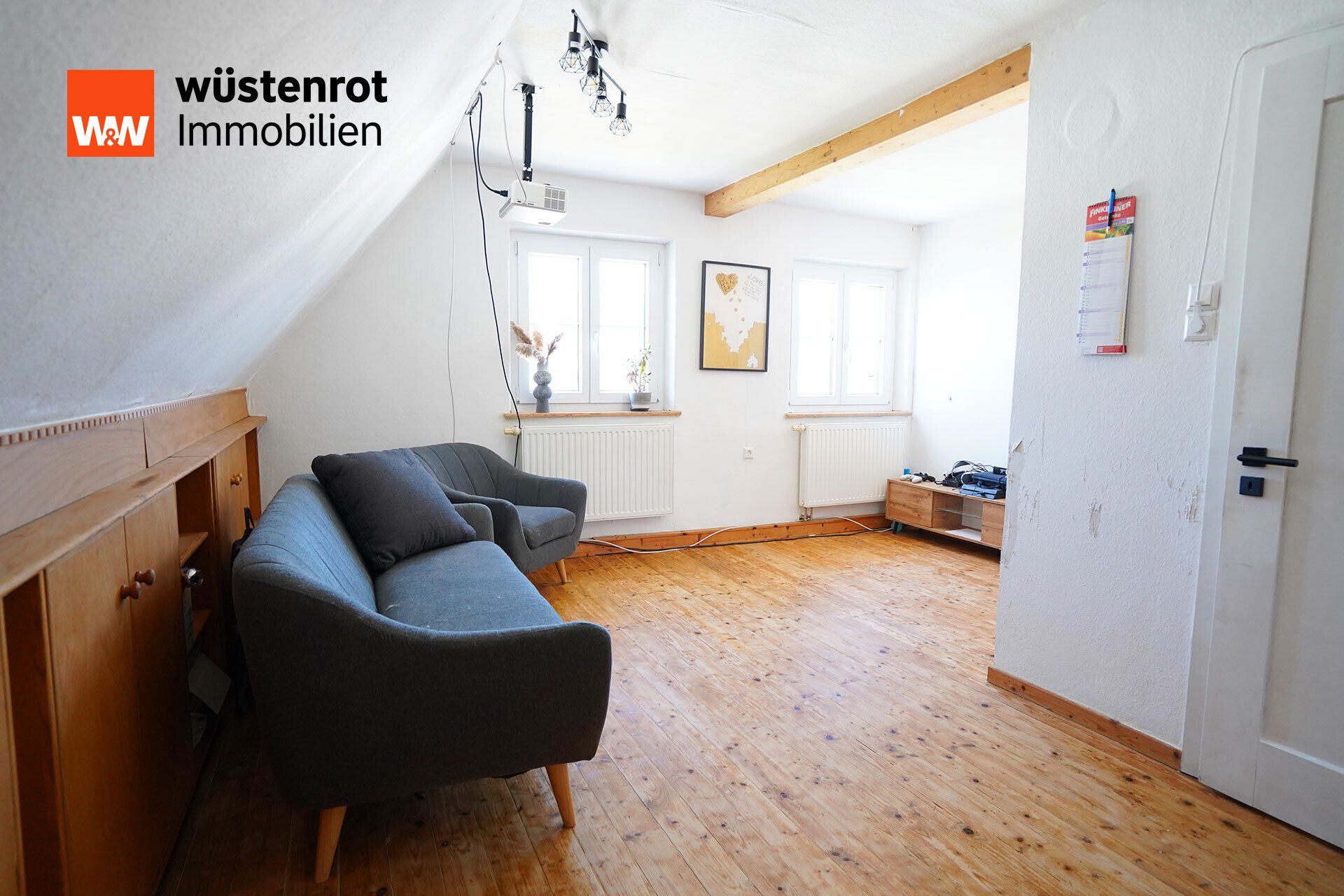 Immobilienangebot - Achstetten / Stetten - Alle - Viel Platz im und ums Haus und viel Potenzial in ruhiger und gleichzeitig zentraler Wohnlage.