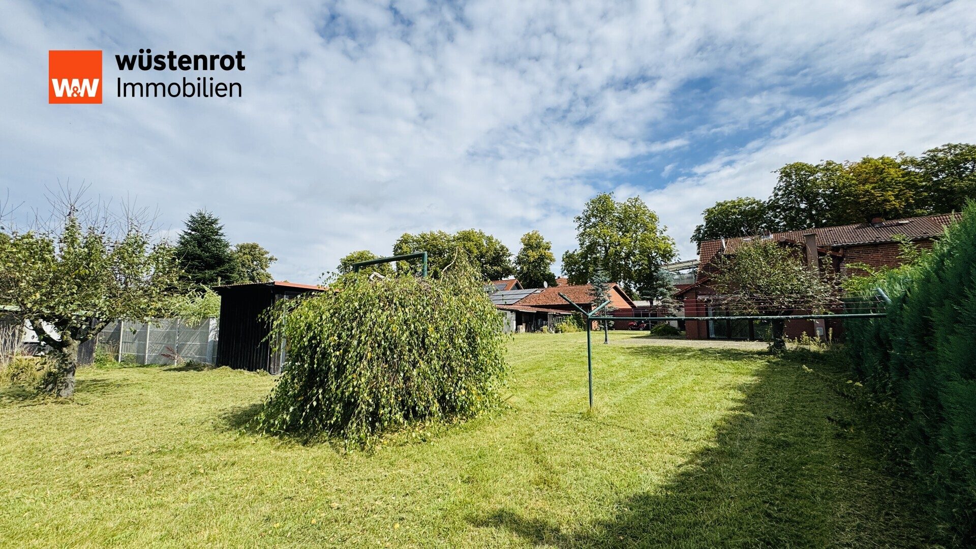 Immobilienangebot - Dobbertin - Alle - Platz für Familie, Tiere und Träume – 174 m² Wohnfläche, großer Garten und barrierearmer Anbau