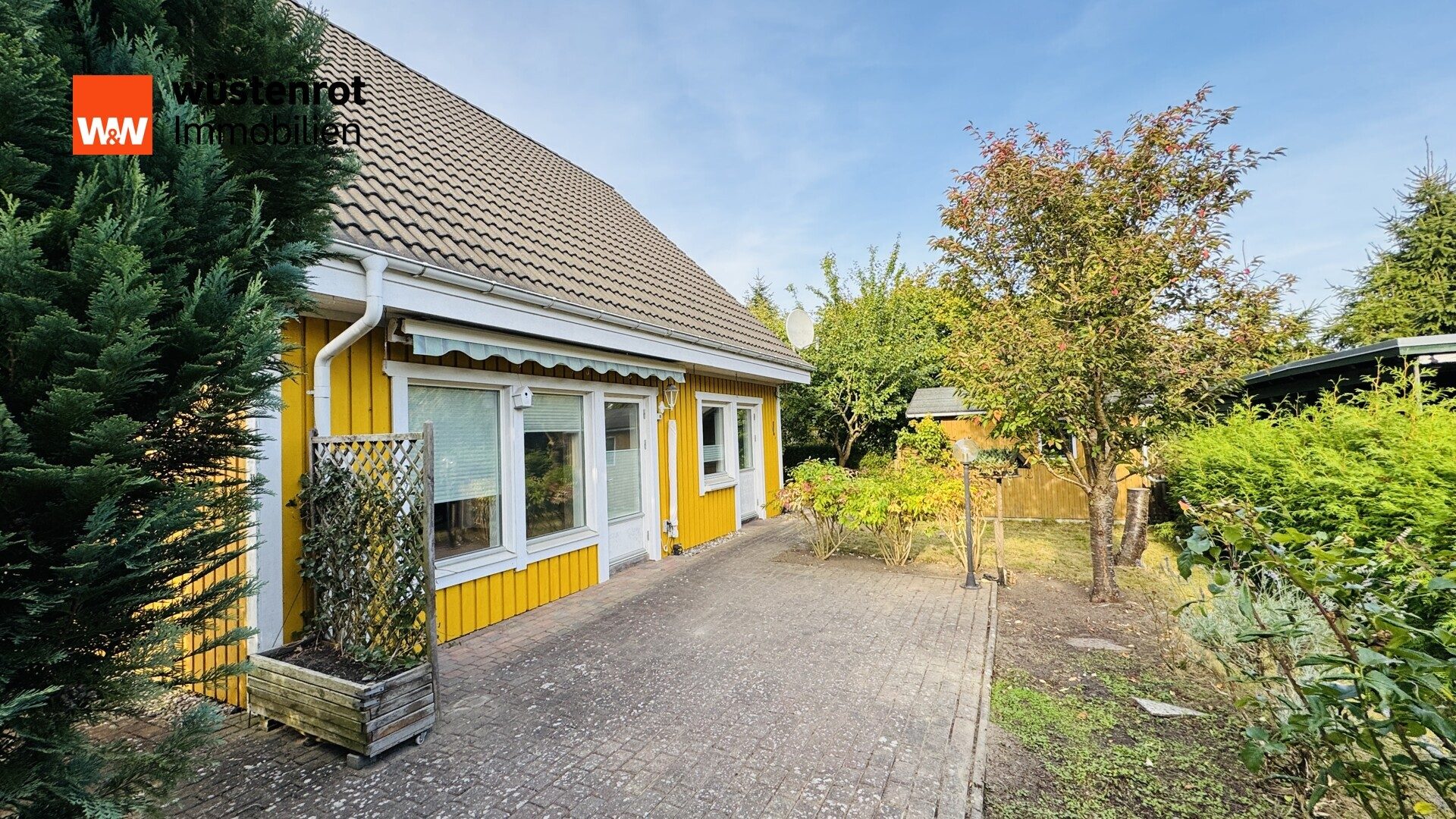 Terrasse Immobilienangebot - Stralsund - Alle - Ankommen und wohlfühlen – gepflegtes Familienhaus mit Garten und kurzen Schulwegen
